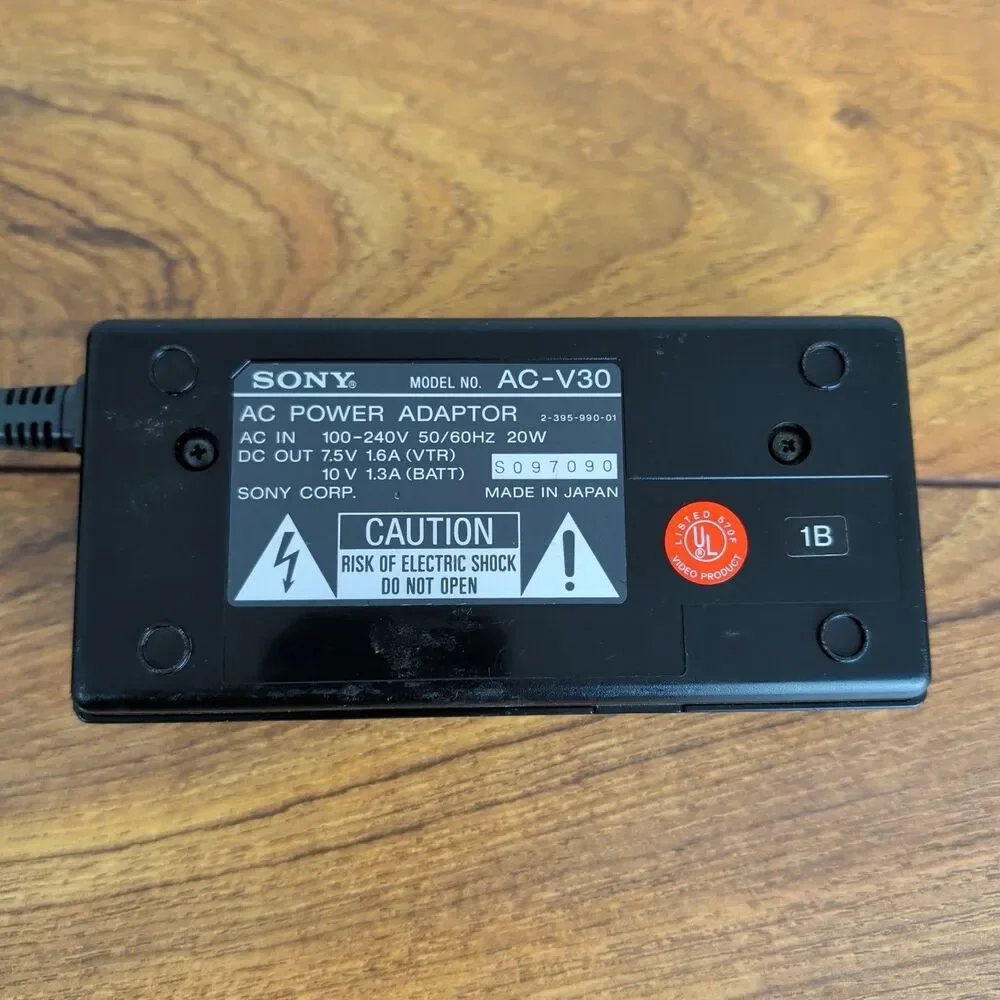 Genuine Sony AC-V30 Black Camcorder Battery Charger